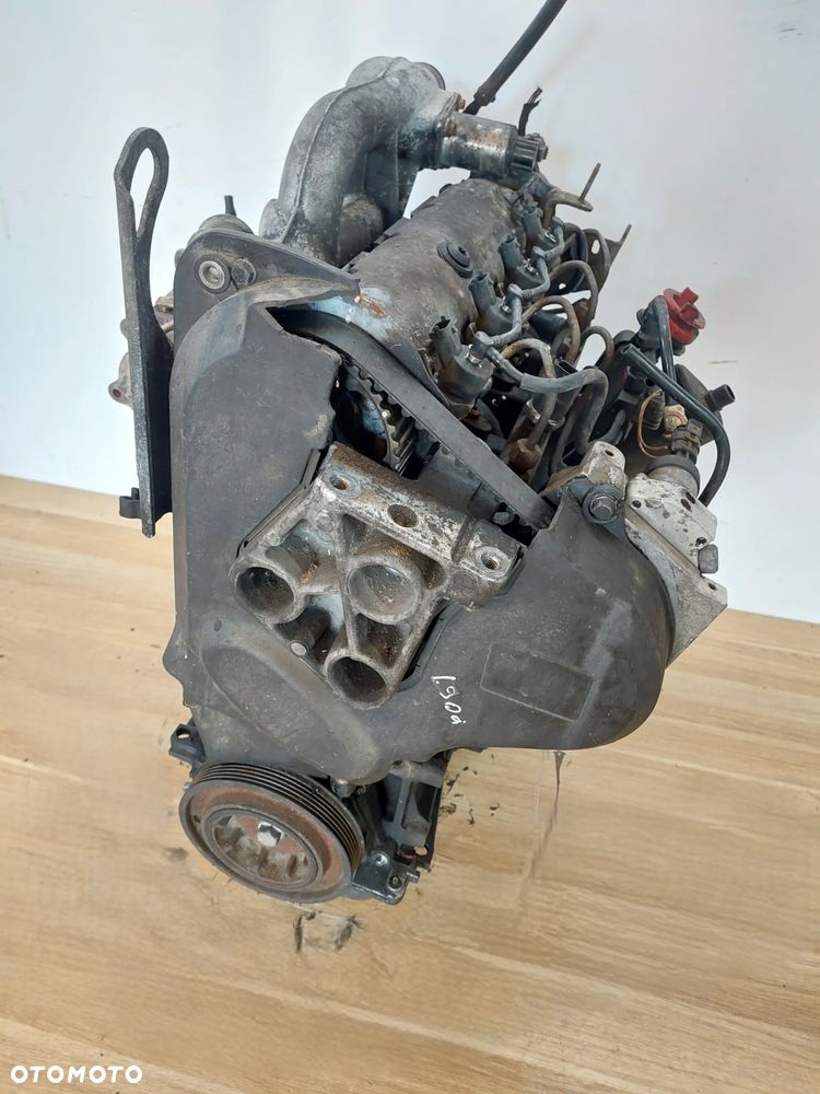 Silnik 1.9 DCi F9K Renault Trafic II Vivaro Primastar  Laguna espace megane 01-14  Łuków części - 6