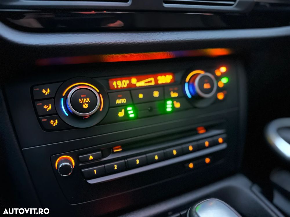 BMW X1 xDrive20d Aut. - 12