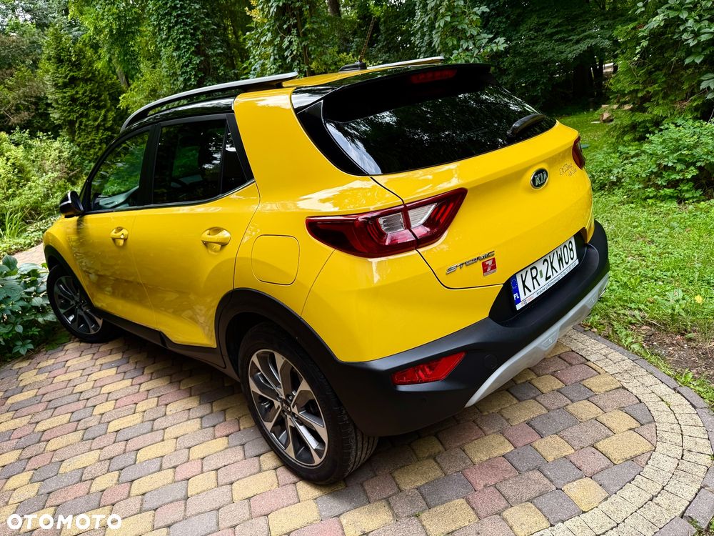 Kia Stonic 1.4 L - 8