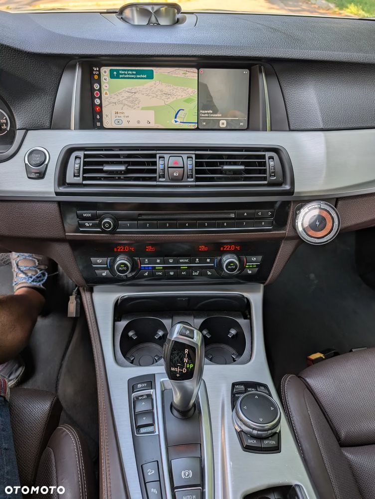 BMW Seria 5 528i xDrive Luxury Line - 8