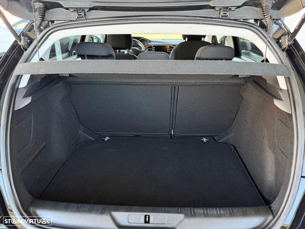 Peugeot 308 1.5 BlueHDi Style - 23