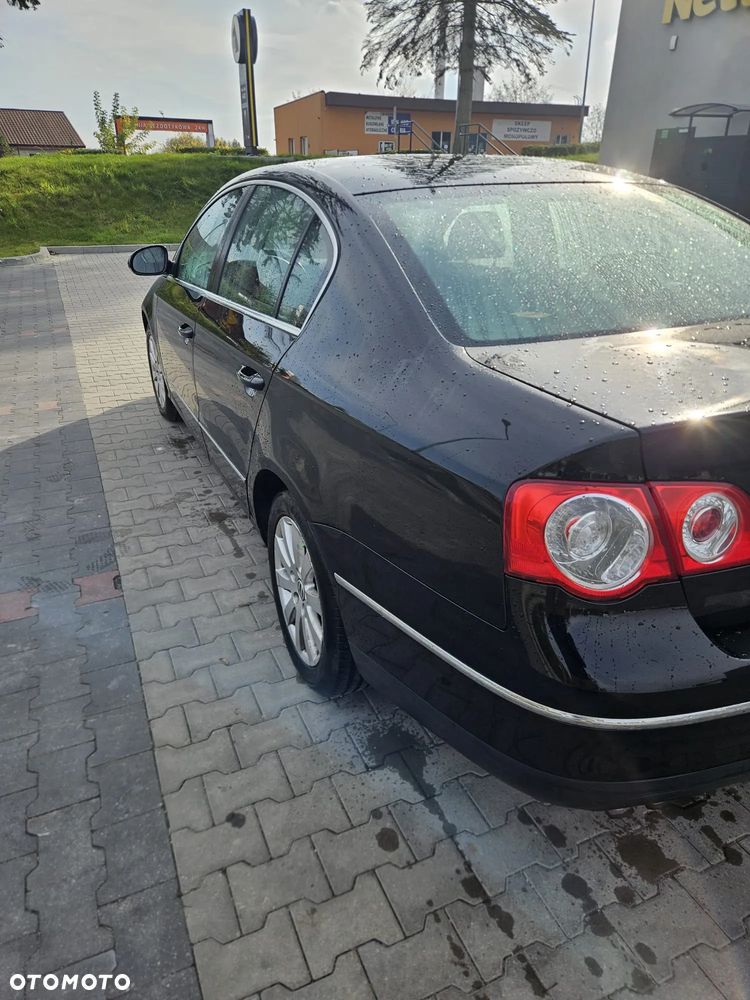 Volkswagen Passat - 6