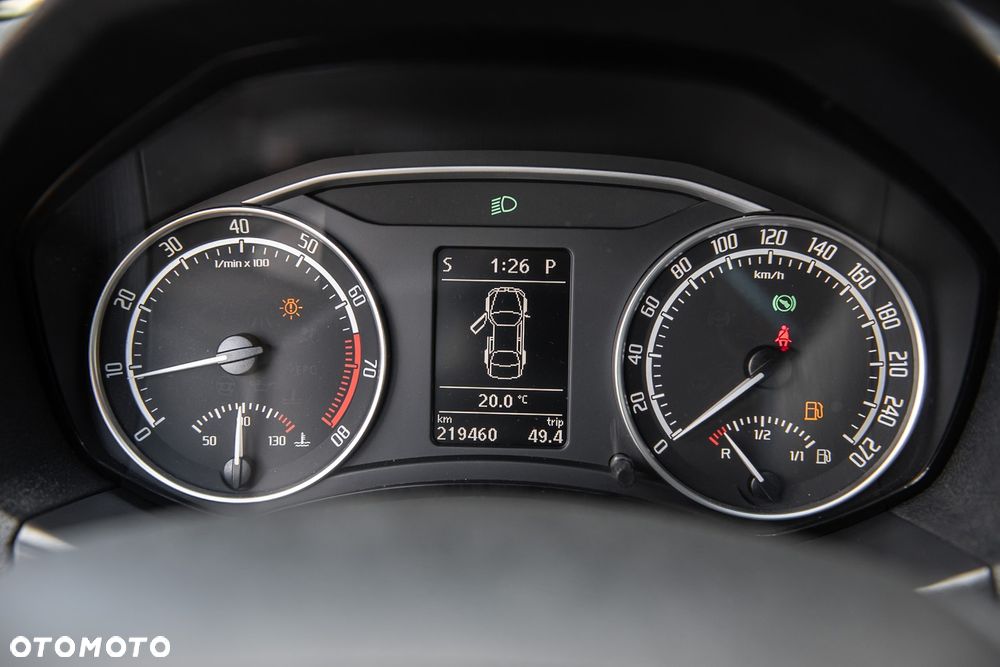 Skoda Octavia 2.0 TSI DSG RS - 29