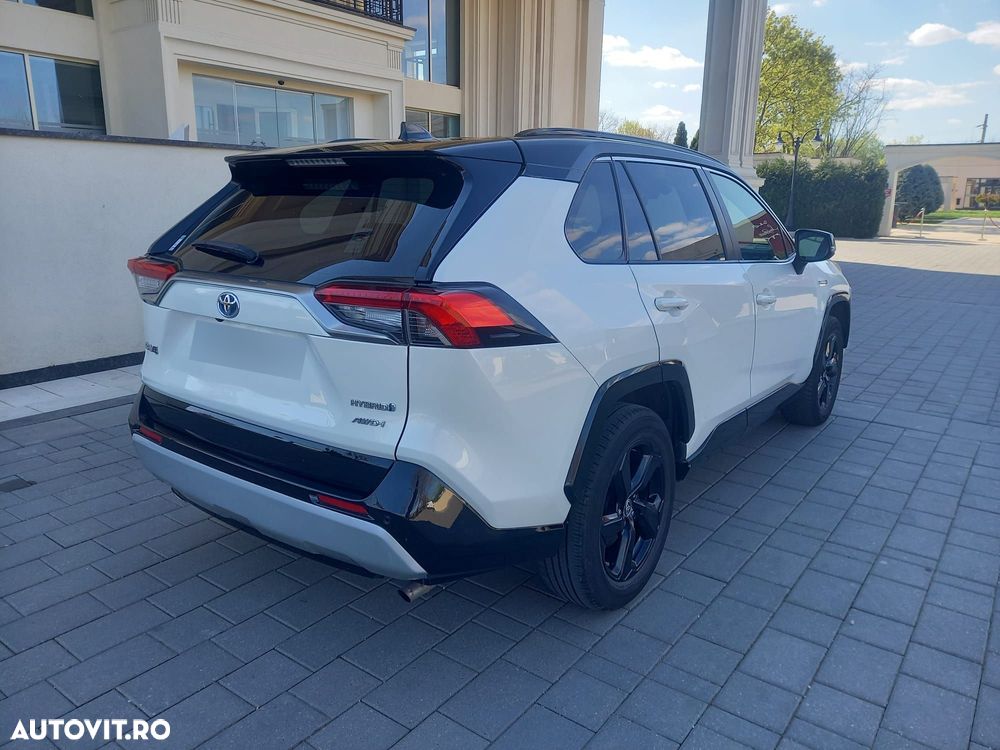 Toyota RAV4 2.5 4x4 Team Deutschland - 6