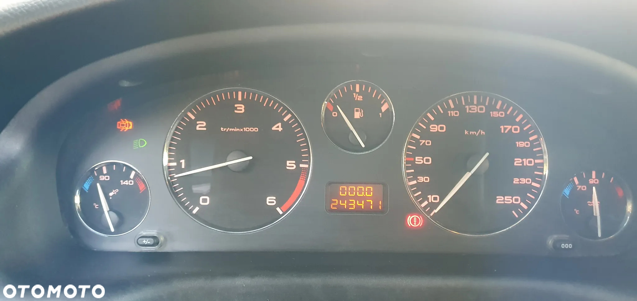 Peugeot 406 2.2 HDI - 12