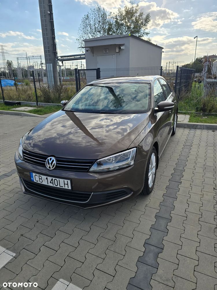 Volkswagen Jetta - 17