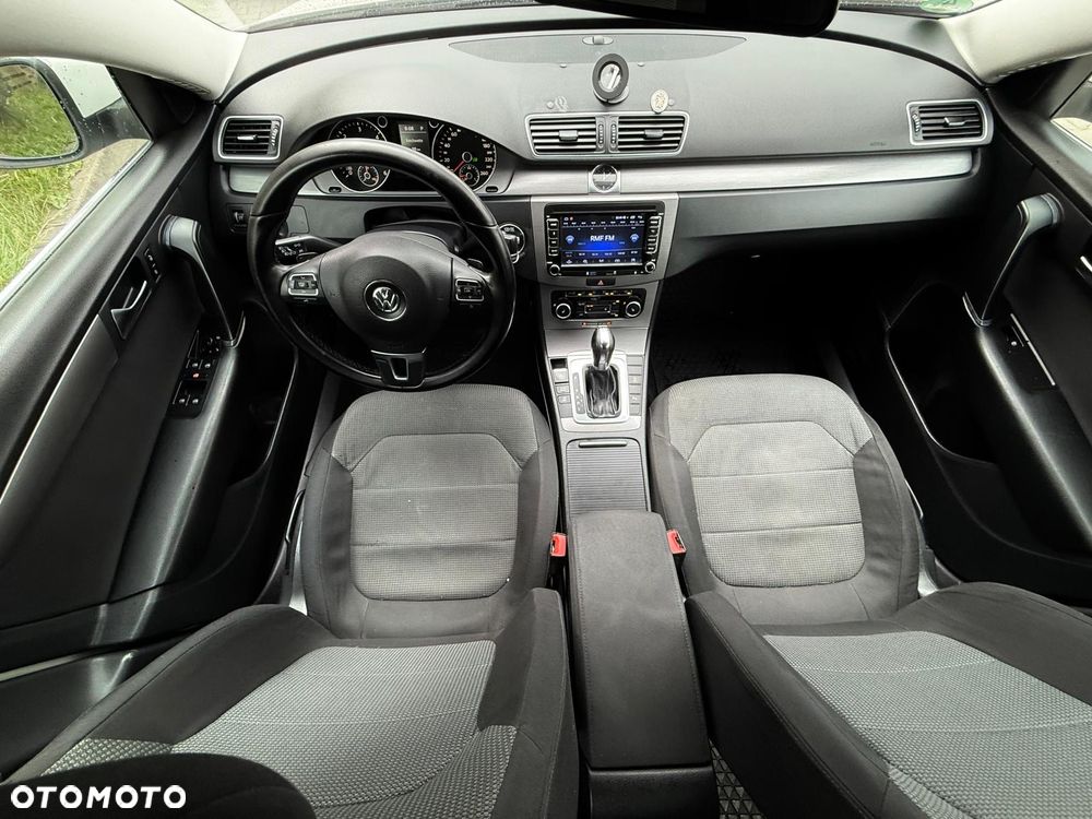 Volkswagen Passat 2.0 Blue TDI DSG SCR Comfortline - 5