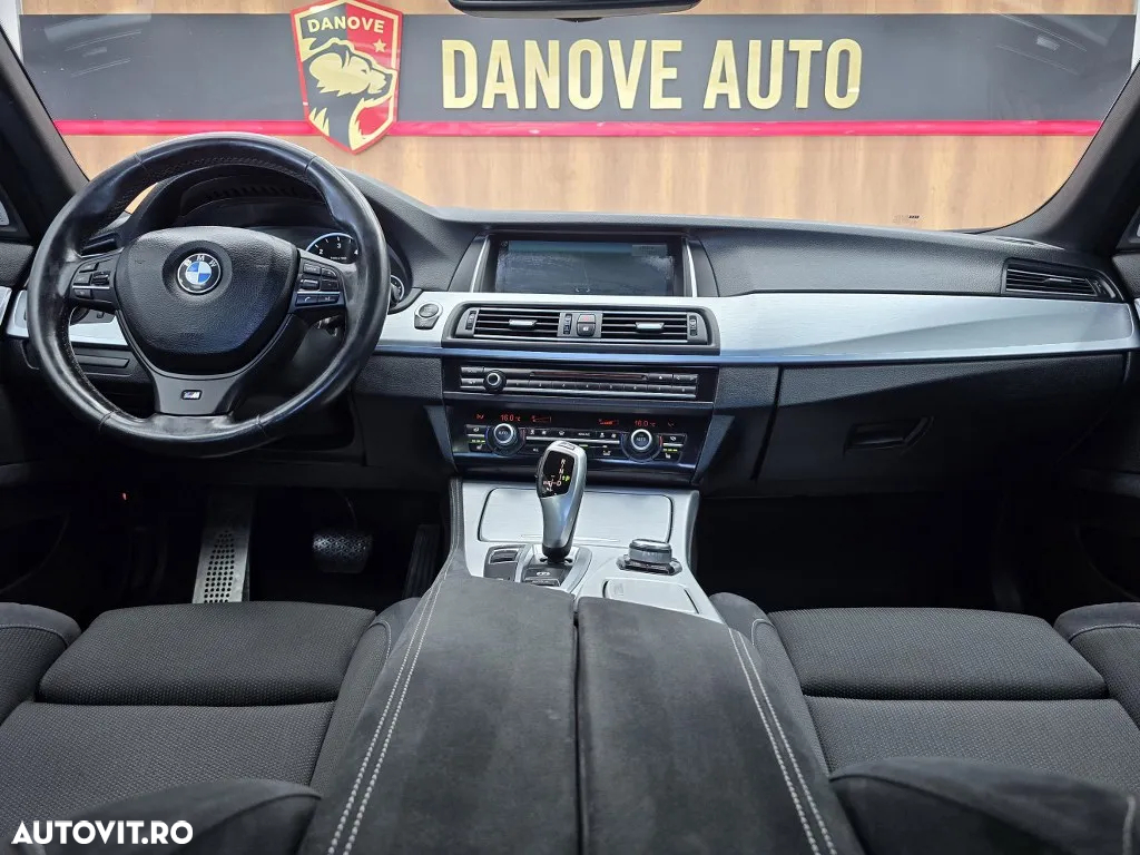 BMW Seria 5 525d Sport-Aut. - 19