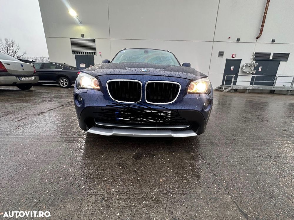 BMW X1 sDrive18d xLine - 10