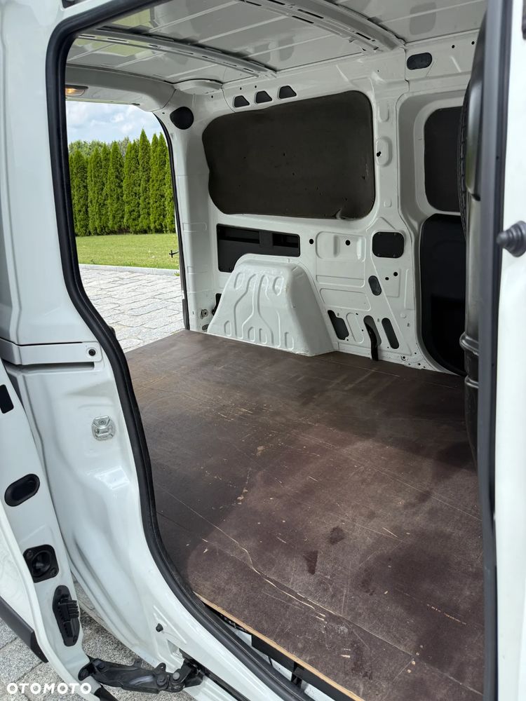 Fiat Doblo Furgon 1035 Kg Ładowność - 11