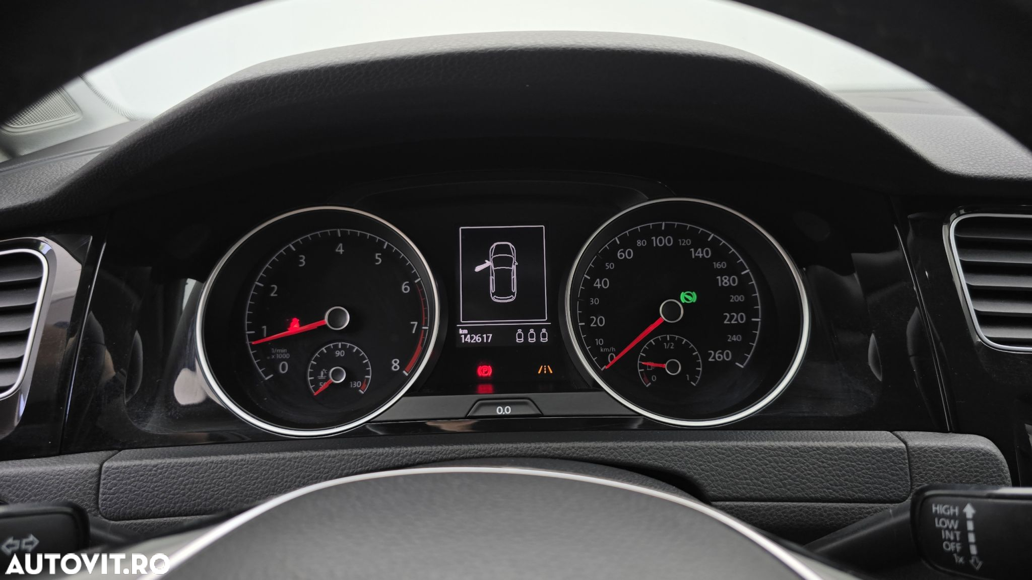 Volkswagen Golf - 16