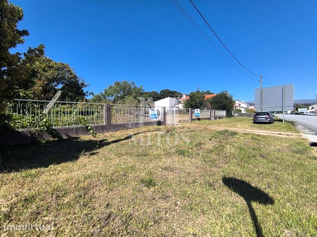 Moradia T2 com terreno para venda em Vila Praia de Âncora - Grande imagem: 2/14