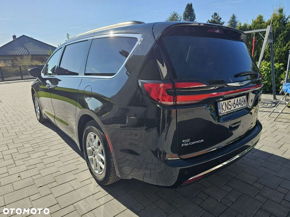 Chrysler Pacifica - 6