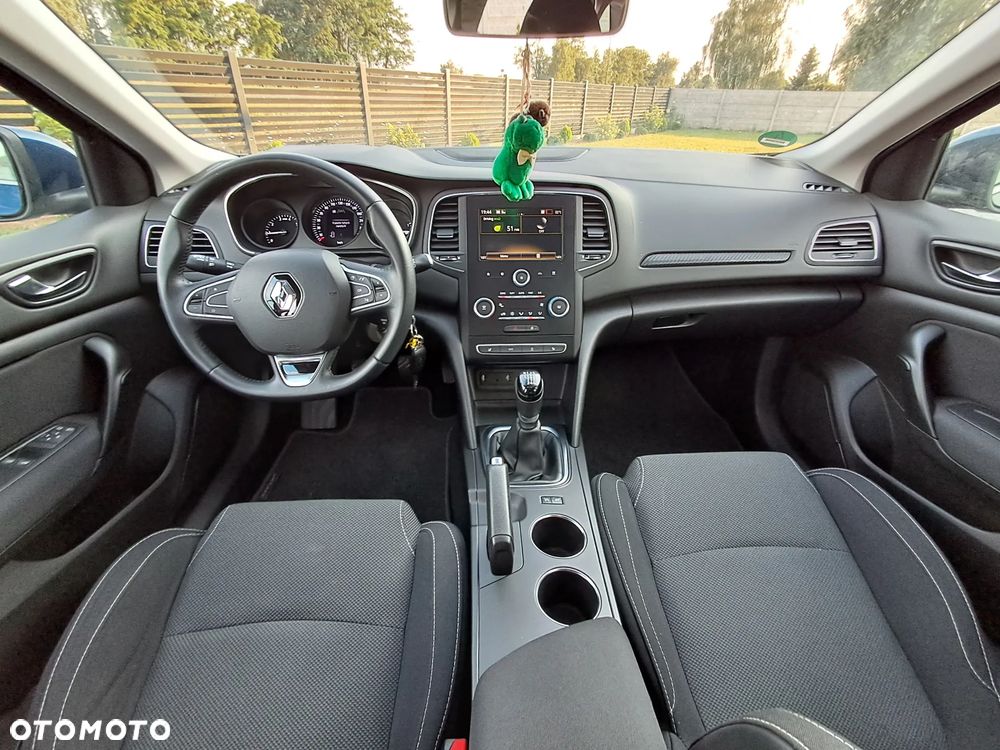 Renault Megane ENERGY TCe 100 LIFE - 21