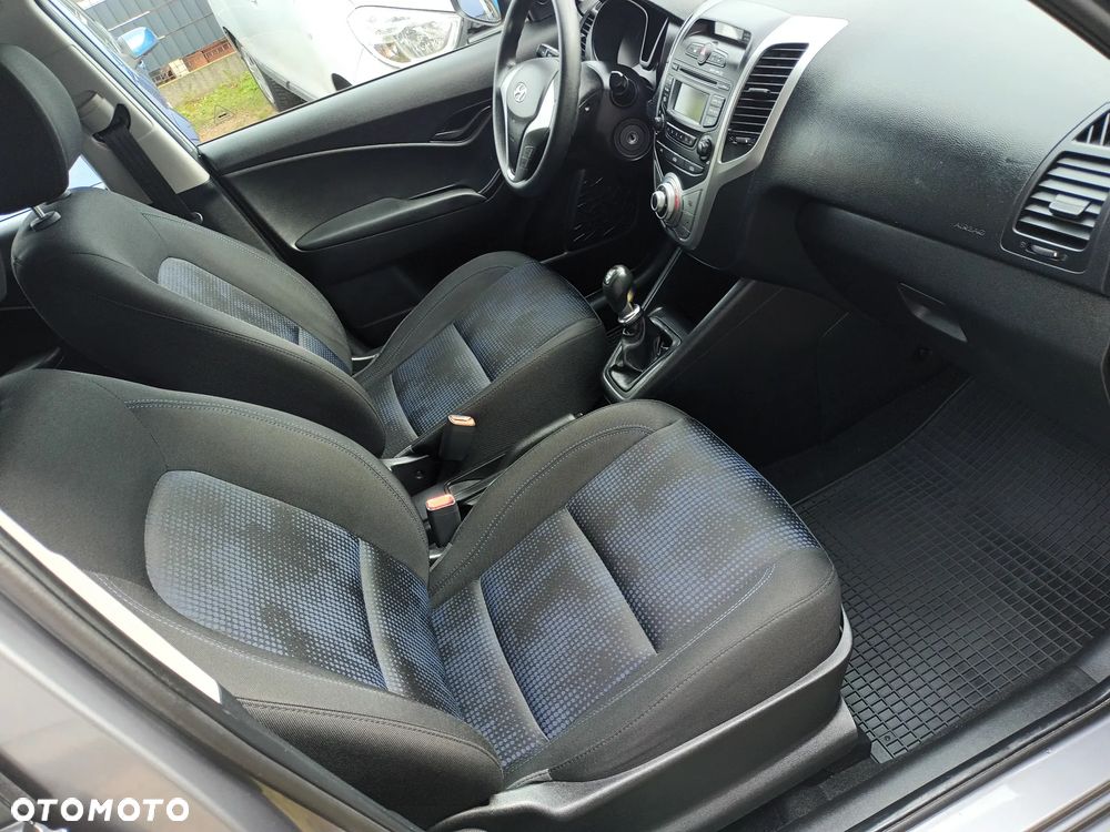 Hyundai ix20 1.4 Premium - 26