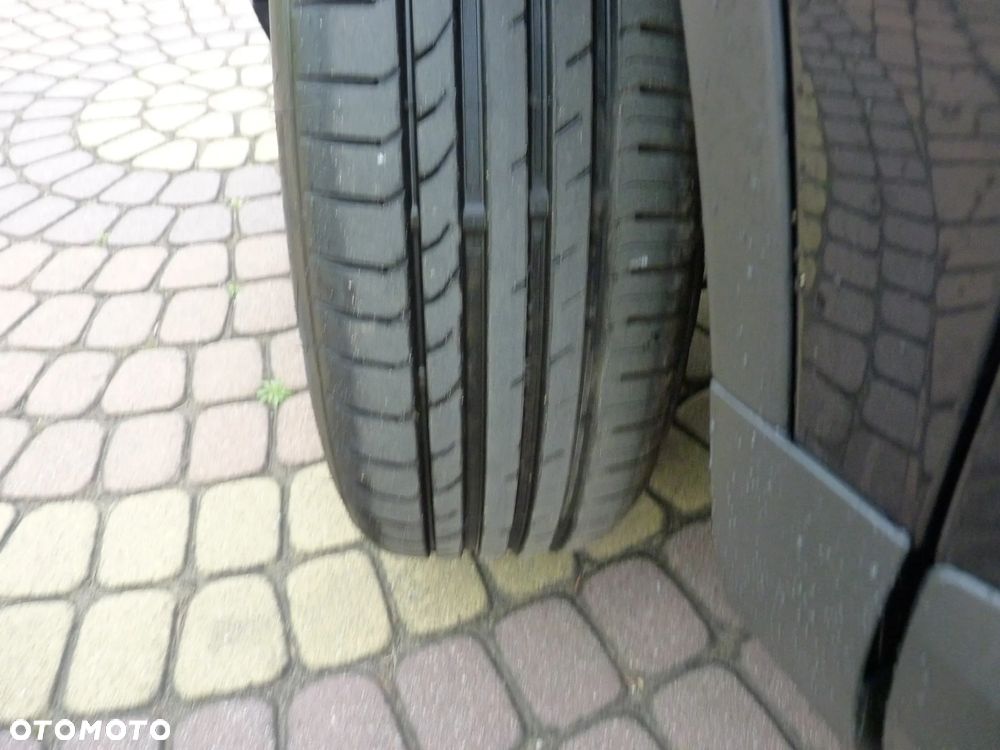 Volkswagen Tiguan 1.4 TSI Sport & Style - 14