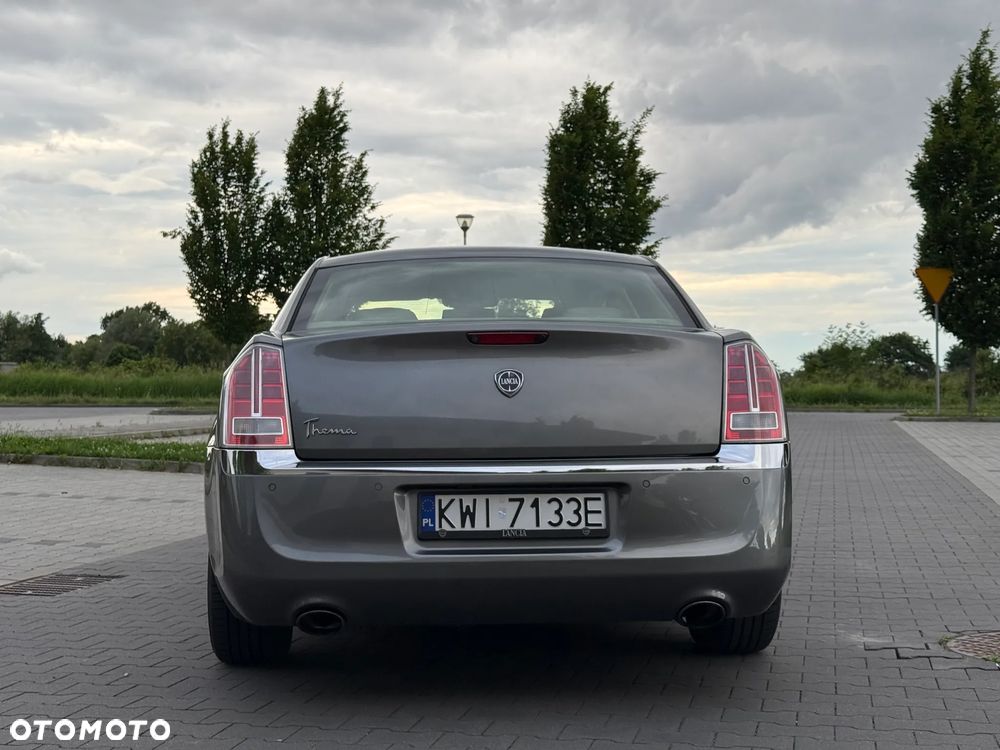 Lancia Thema 3.0CRD Executive - 6