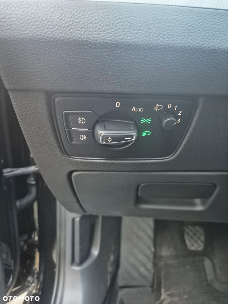 Volkswagen Passat Variant - 25