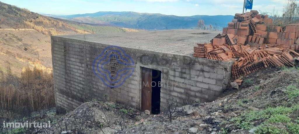 Terreno com potencial para construção, - Grande imagem: 2/6