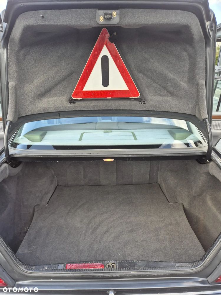 Mercedes-Benz W124 (1984-1993) - 22