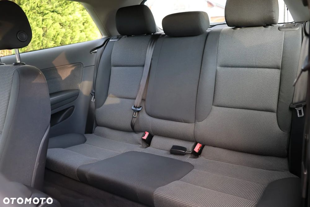 Audi A3 3-drzwiowe 1.6 Attraction - 15