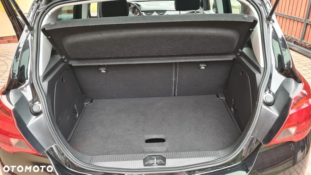 Opel Corsa 1.4 T Cosmo S&S - 16