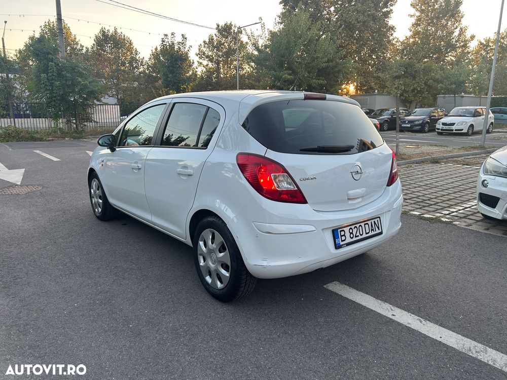 Opel Corsa - 8