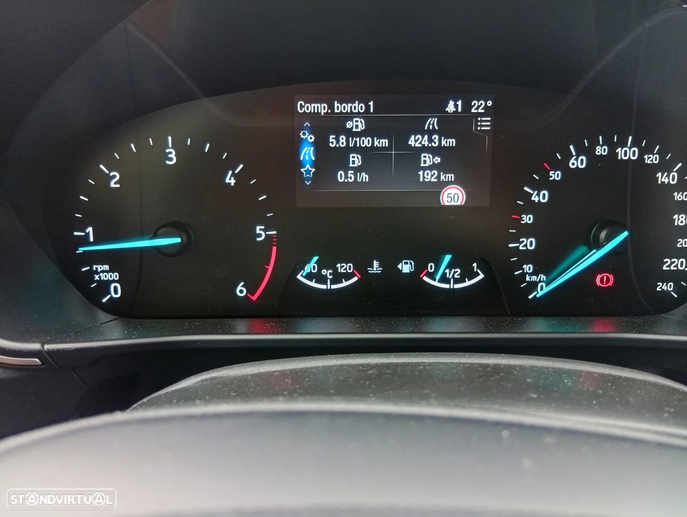 Ford Focus SW 1.5 TDCi EcoBlue Titanium - 6