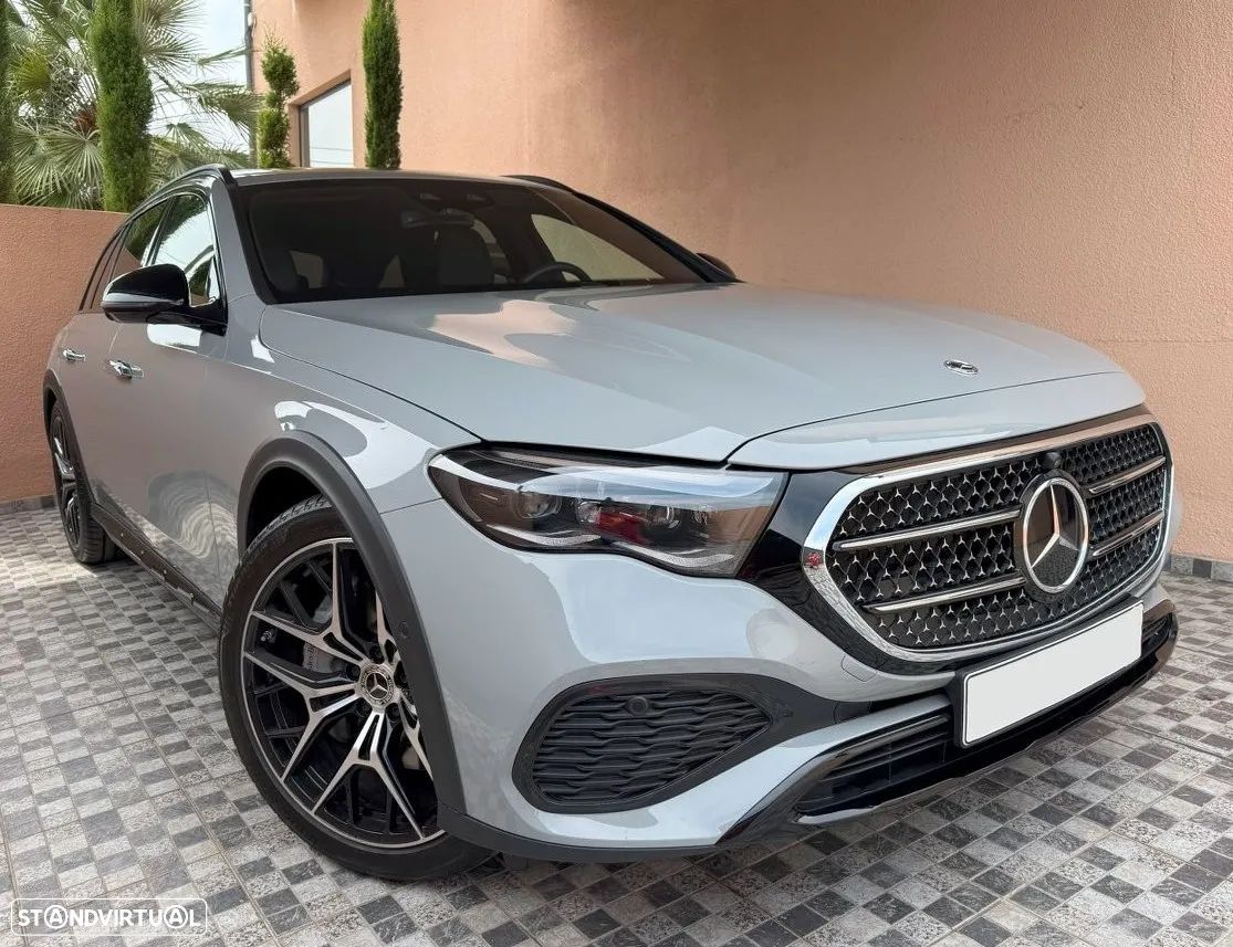Mercedes-Benz E 300 de 4Matic All-Terrain - 1