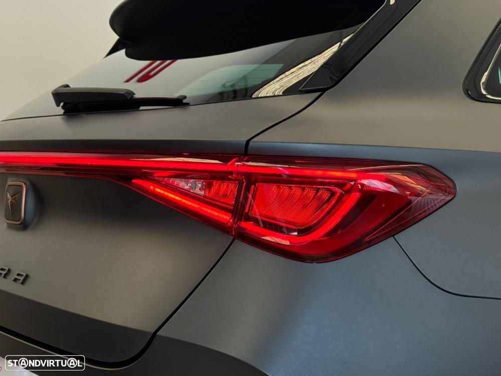 Cupra Leon ST 1.4 e-Hybrid VZ DSG - 13