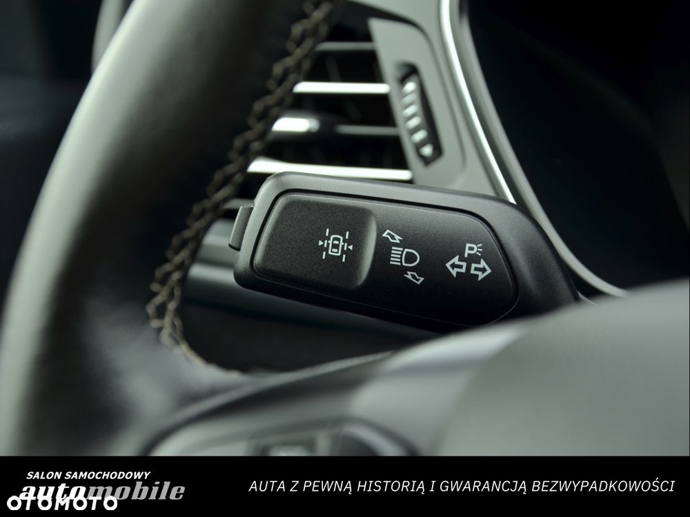 Ford Kuga 2.0 EcoBlue AWD ST-Line X - 22