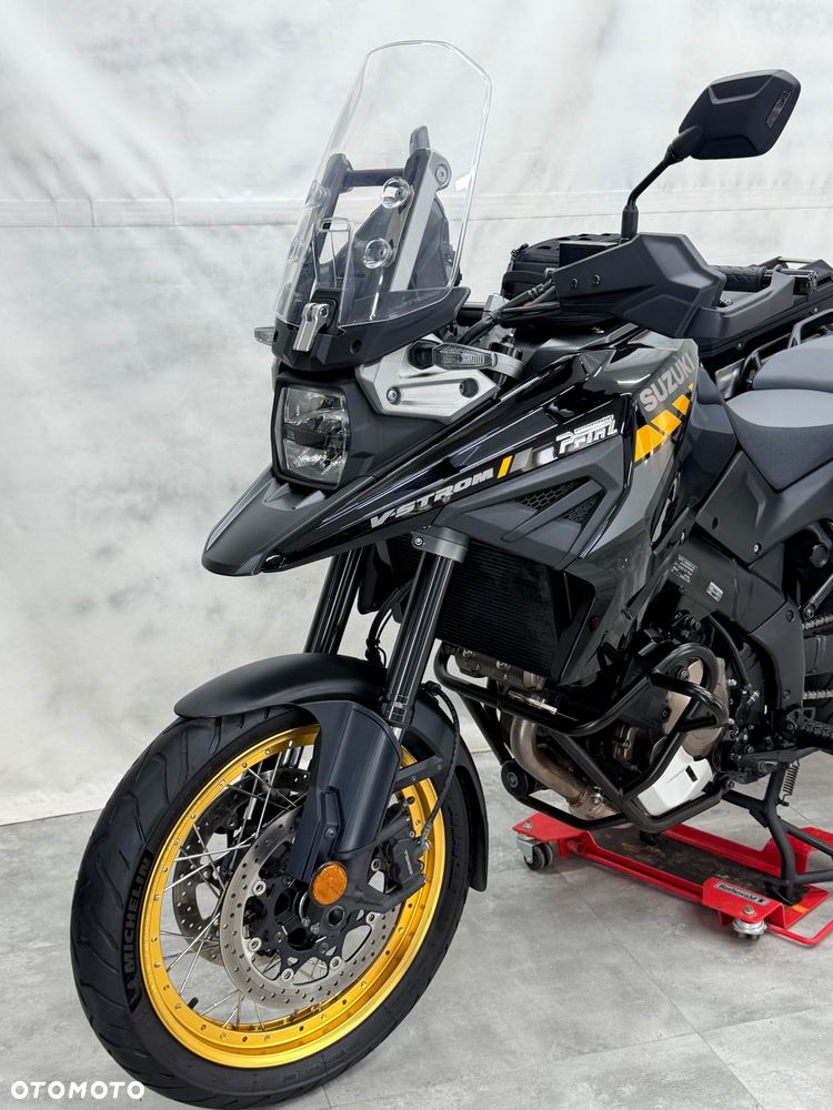 Suzuki V-STROM - 5