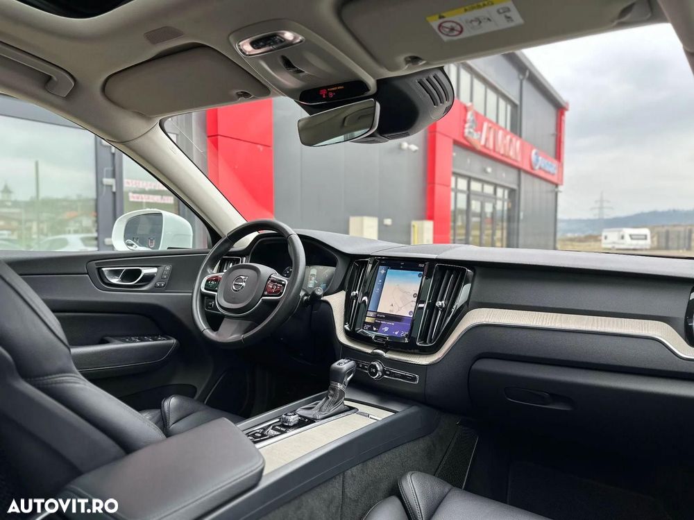 Volvo XC 60 D4 Momentum Pro - 2