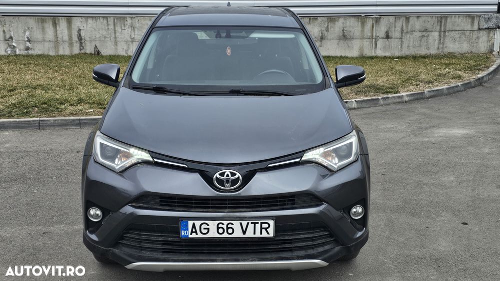 Toyota RAV4 - 2