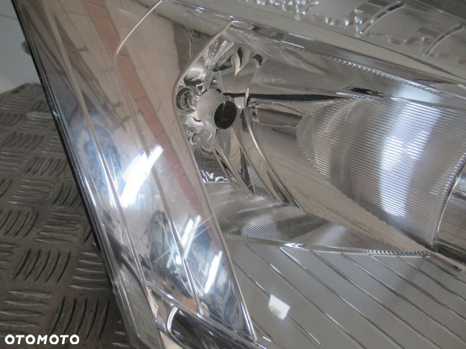 LAMPA PRZÓD PRZEDNIA PRAWA CITROEN C4 PICASSO I LIFT 2010-2013 - 3