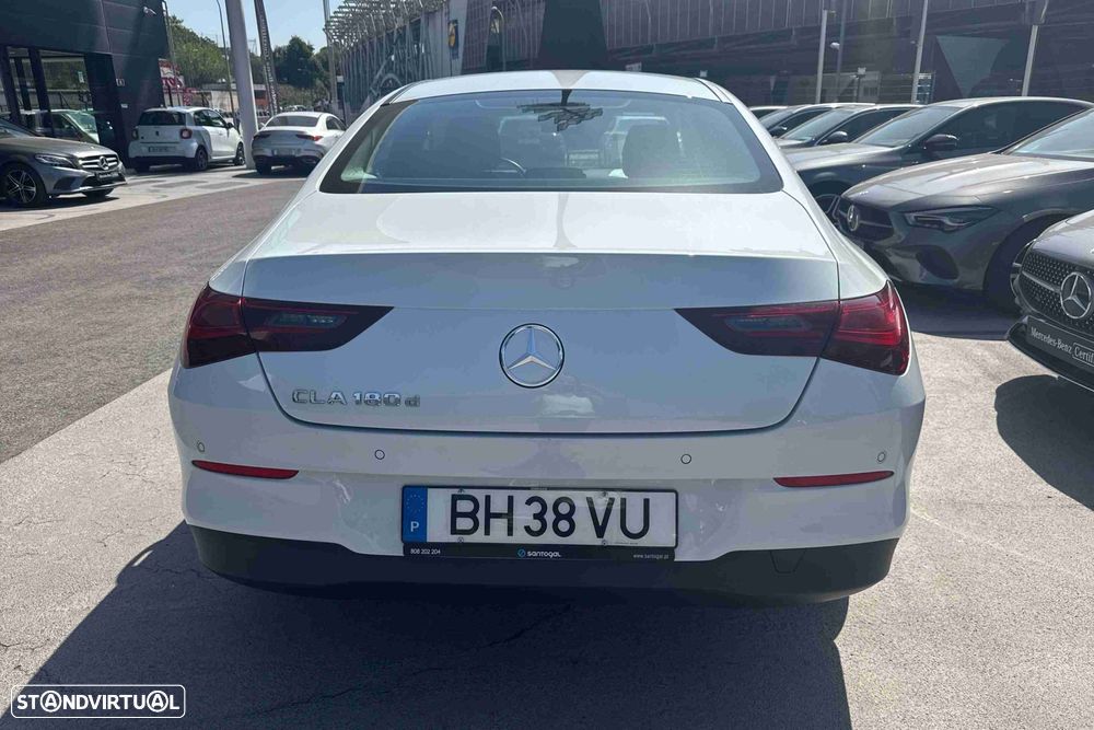 Mercedes-Benz CLA 180 d - 4