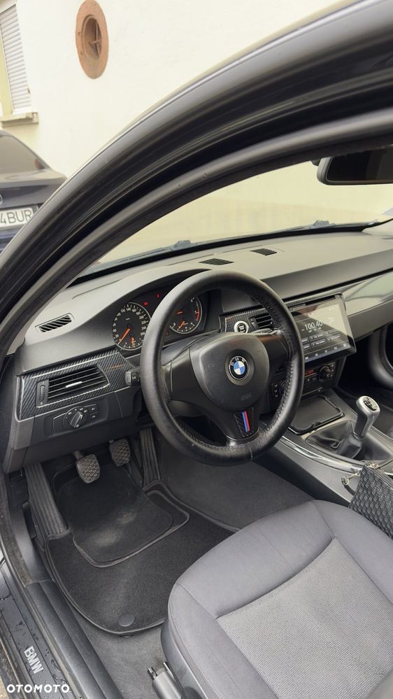 BMW Seria 3 320d - 14