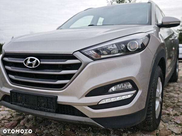 Hyundai Tucson blue 1.7 CRDi 2WD Style
