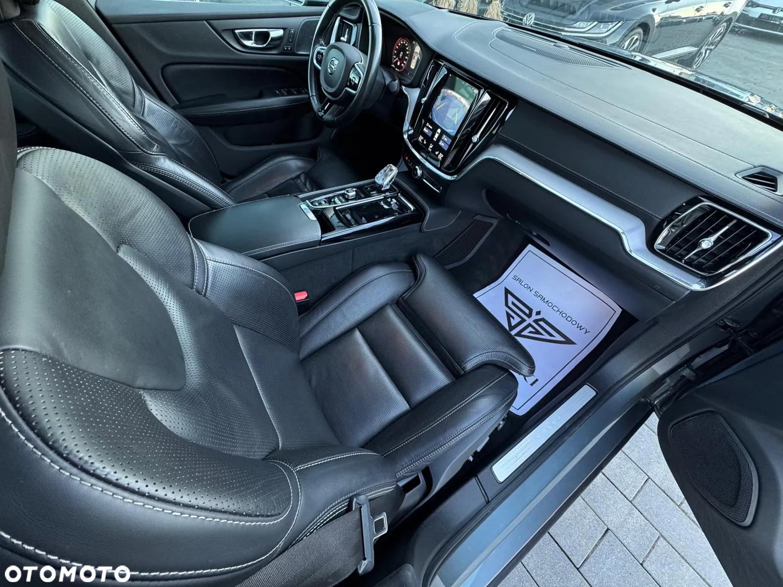Volvo S60 T8 Twin Engine AWD Geartronic Inscription - 19