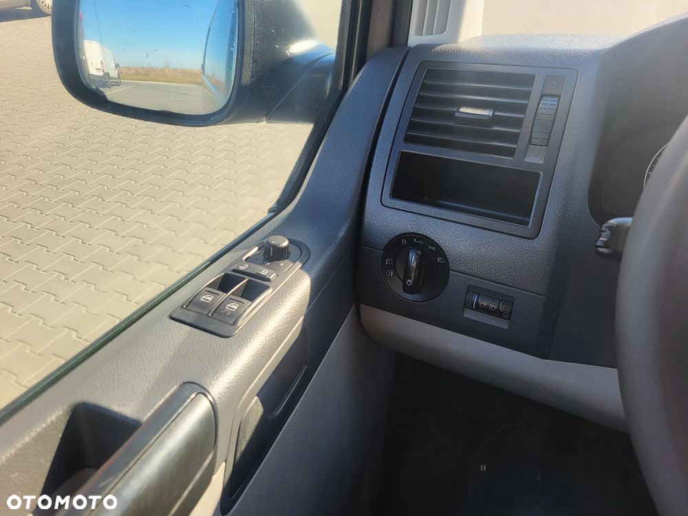 Volkswagen Transporter - 23