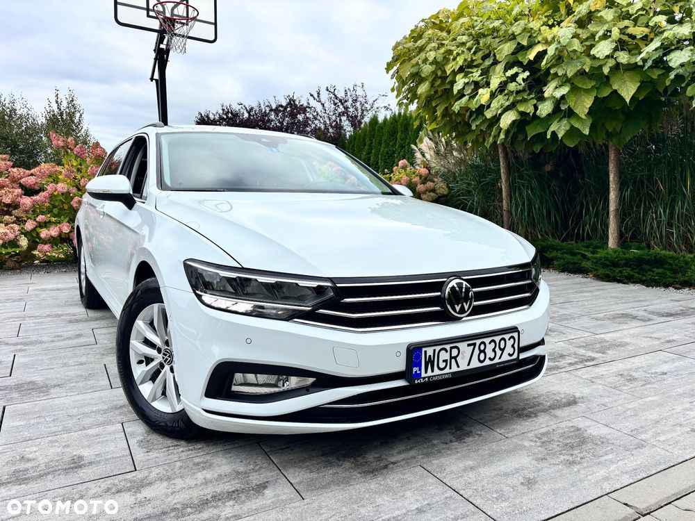Volkswagen Passat Variant 2023 photo 3