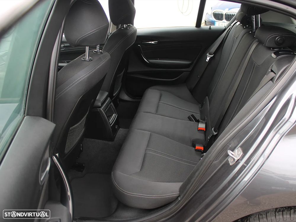 BMW 116 d Line Sport - 14