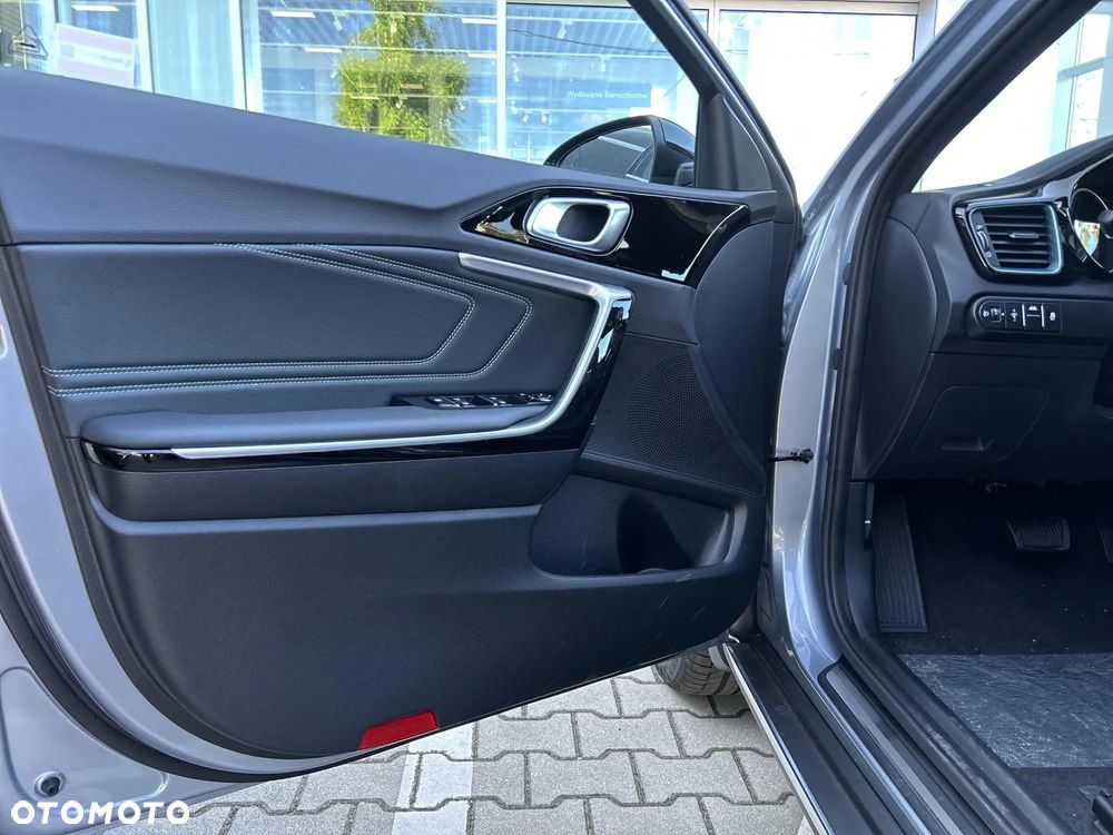 Kia XCeed 1.6 T-GDI Tribute DCT - 10