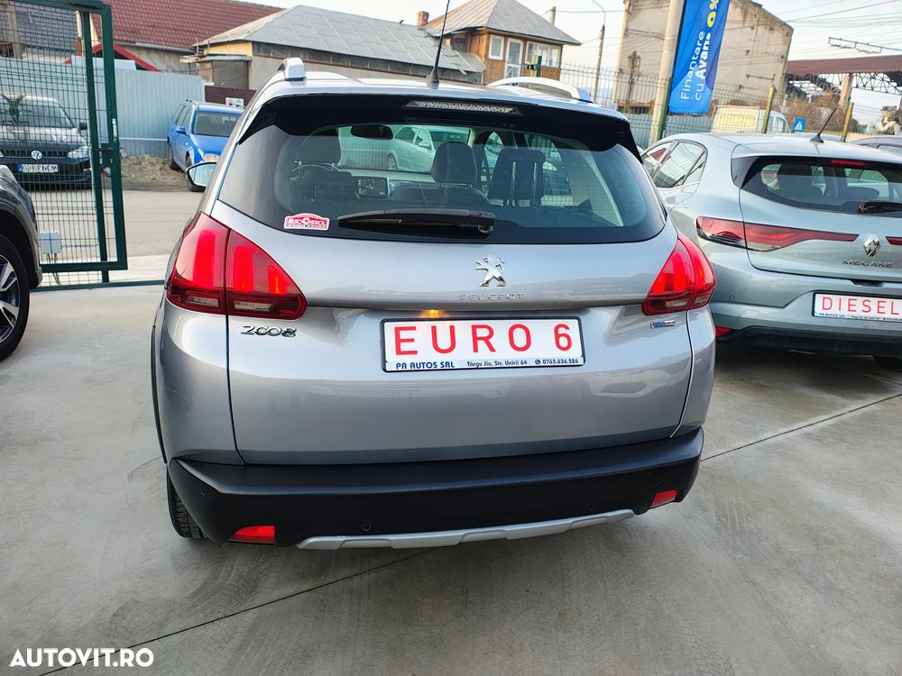 Peugeot 2008 PureTech 110 GPF Stop&Start EAT6 Allure - 22