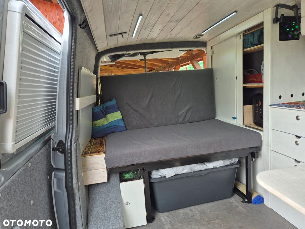 Volkswagen Transporter T6 - 16