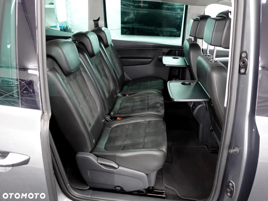Volkswagen Sharan 2.0 TDI Highline DSG - 9