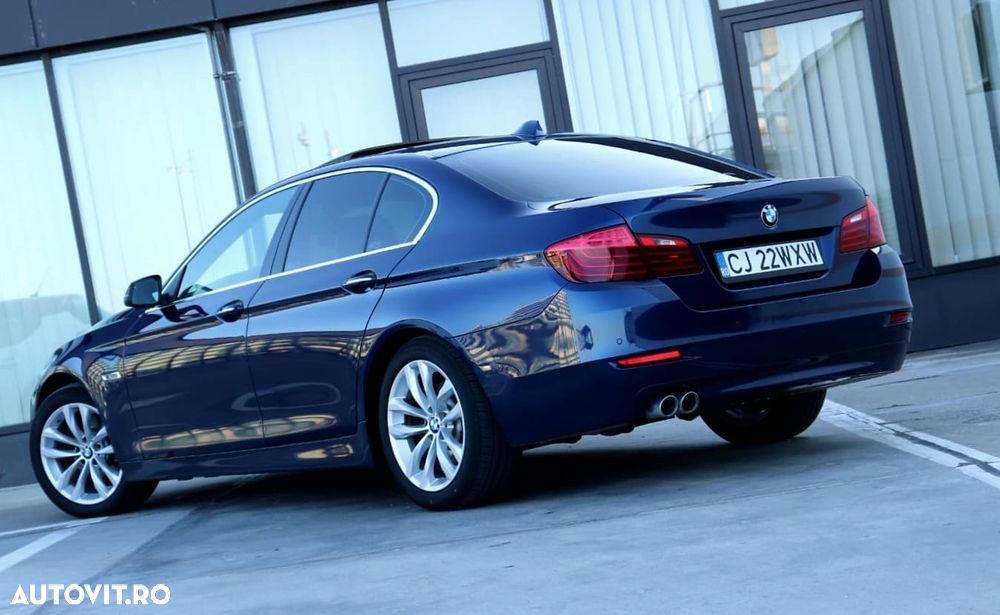 BMW Seria 5 520d xDrive AT - 22