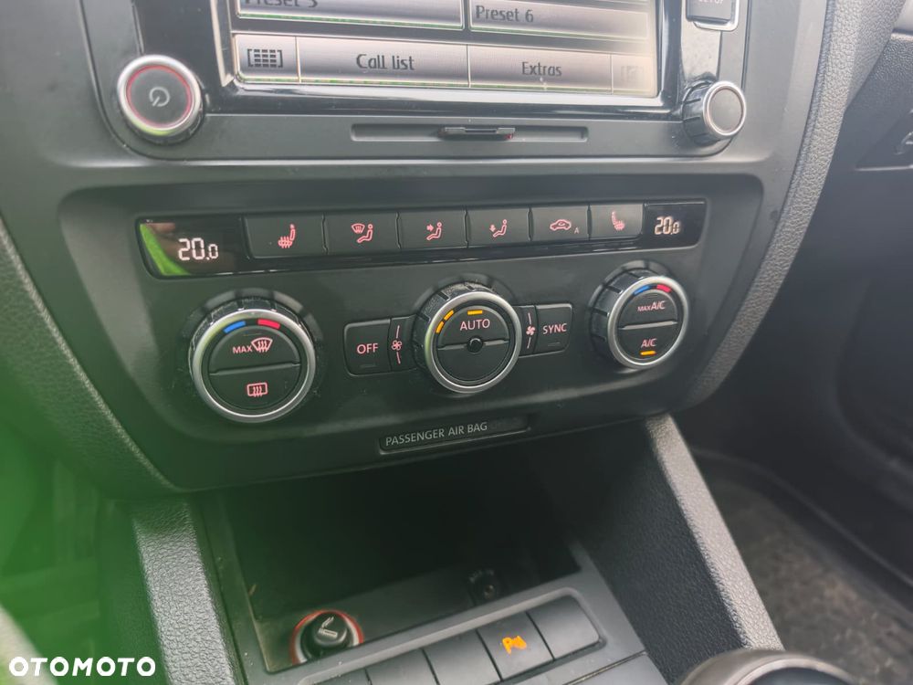 Volkswagen Jetta 1.6 TDI Trendline - 8