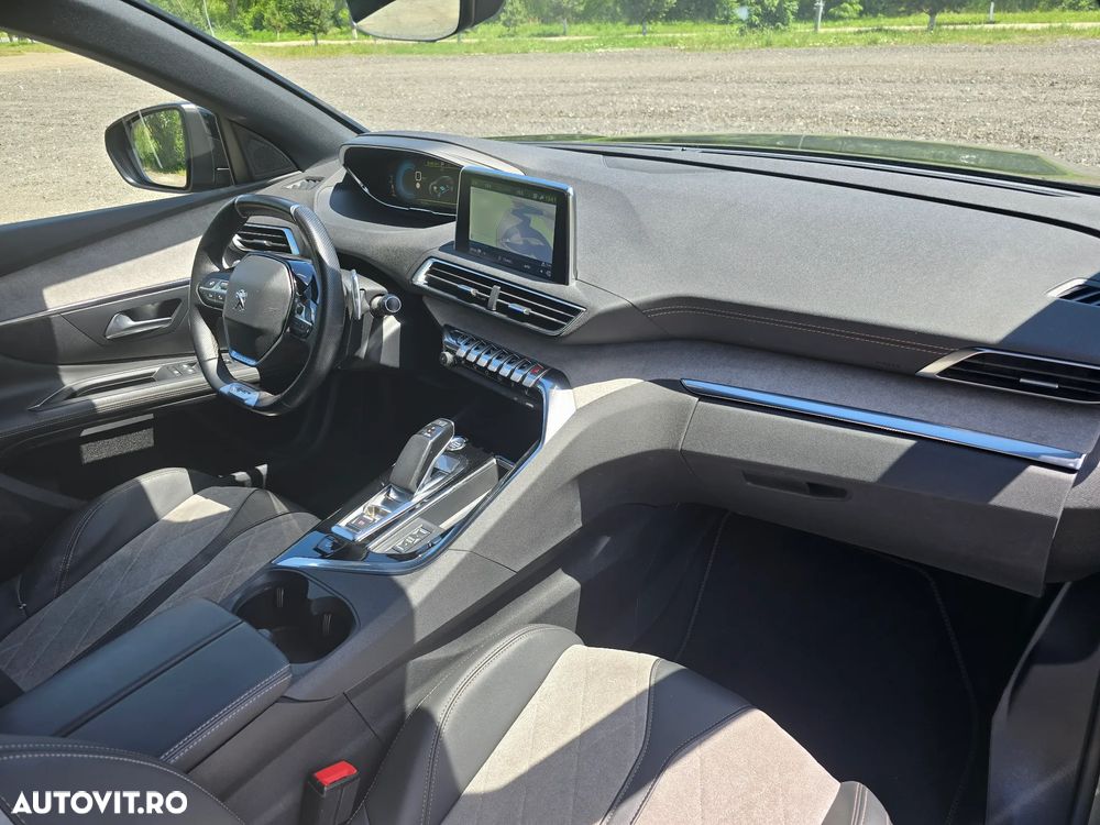 Peugeot 3008 PHEV 300 EAT8 4X4 GT - 35