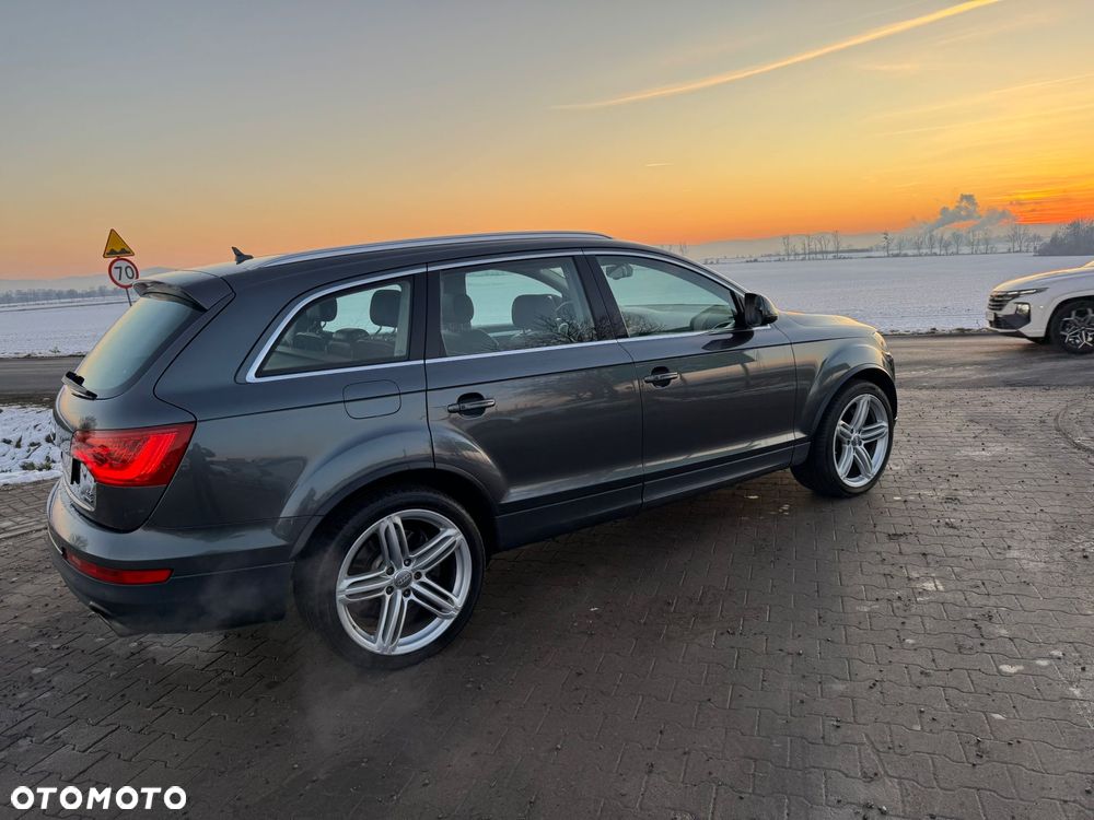 Audi Q7 4.2 FSI Quattro Tiptronic - 5